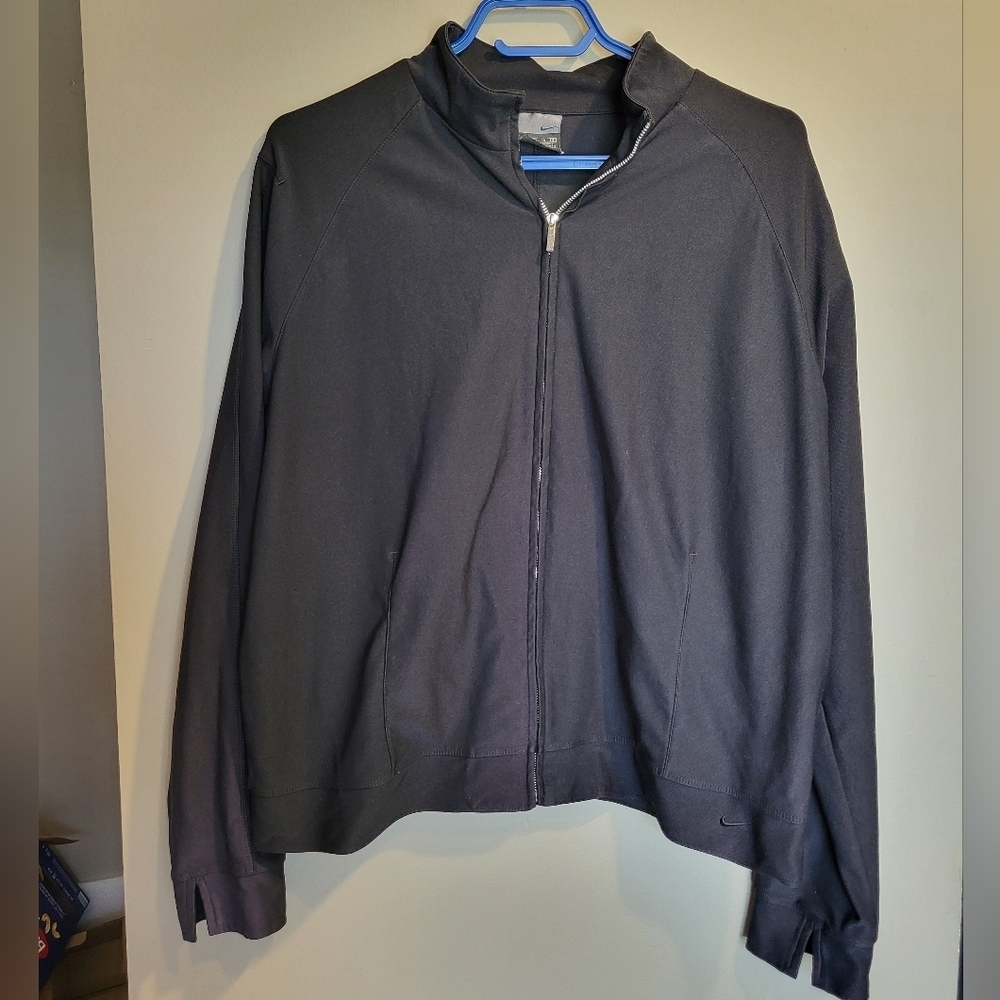 Nike Junior Black Zip-Up Jacket, Size XL (16-18)
